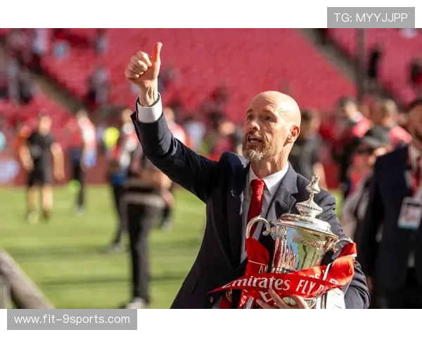 奇迹战术大变：滕哈赫被安排为首发新核