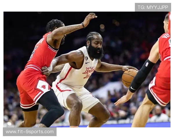 哈登关键传球撕裂防守，76人在加时赛胜出