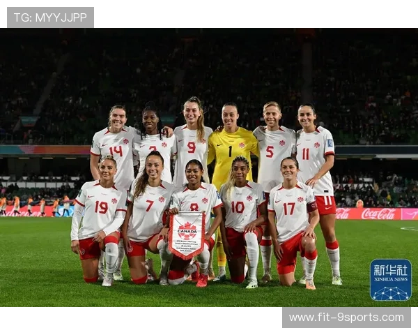 瑞士女足“冰雪五人组”组团破门，网友称“雪山刺客”，瑞士加拿大女足